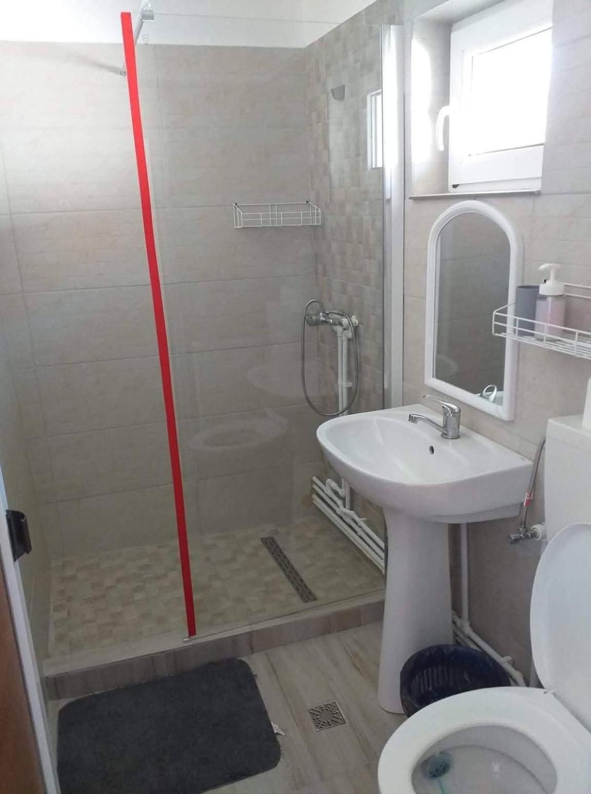 Cris & Mona Hotel Săpînţa Екстериор снимка