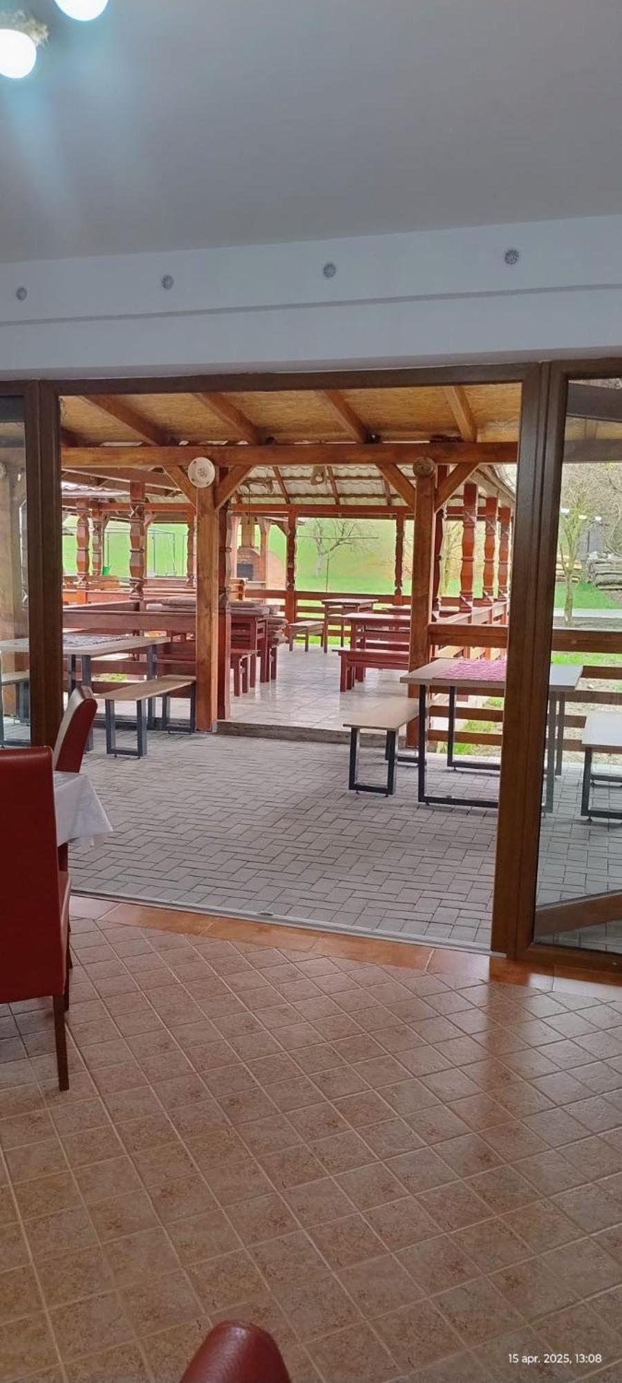 Cris & Mona Hotel Săpînţa Екстериор снимка