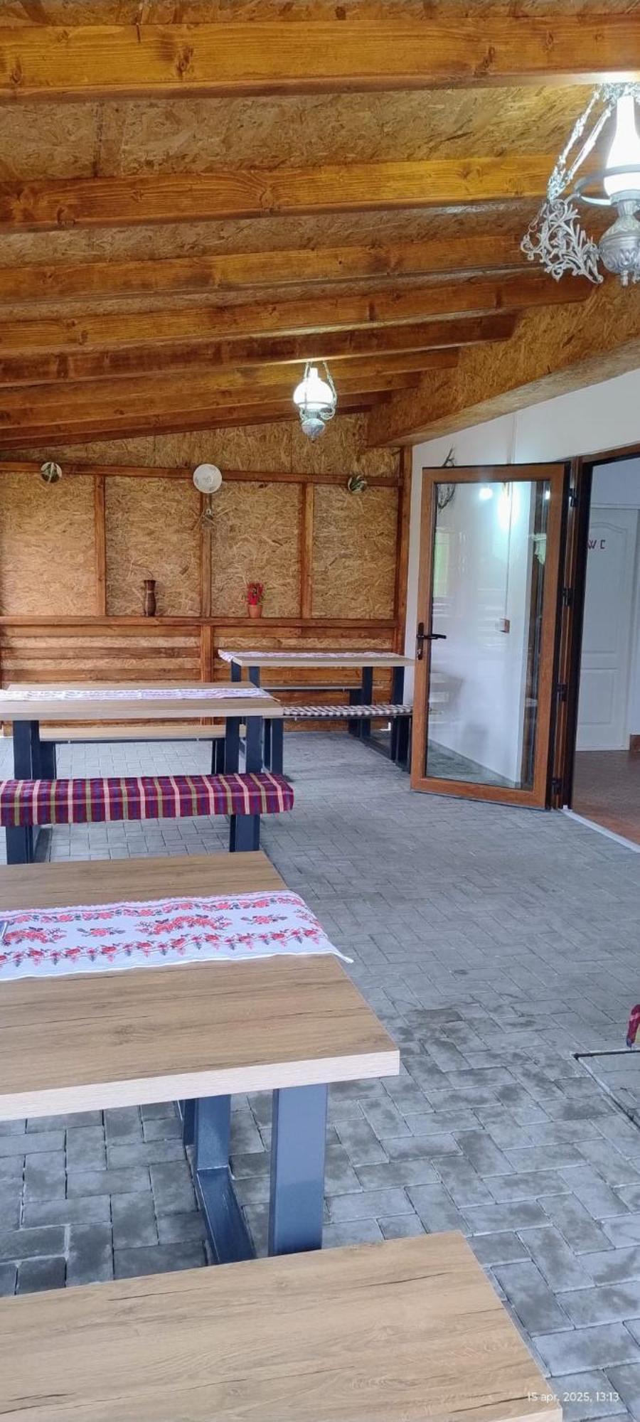 Cris & Mona Hotel Săpînţa Екстериор снимка